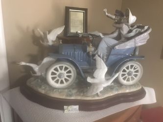 $2500 / LLADRO ‘ ,Car in Trouble