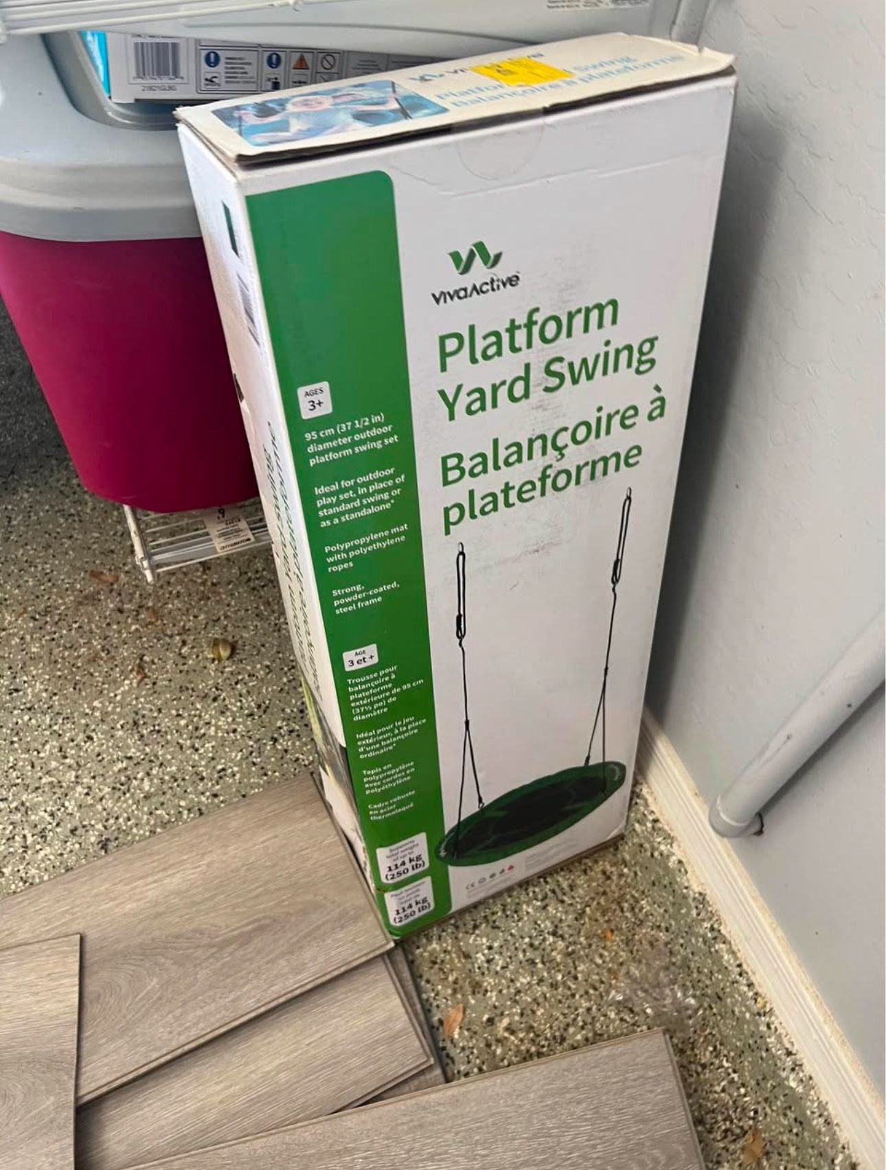 Platform yard swing