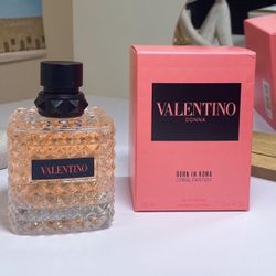 Valentino Perfume 