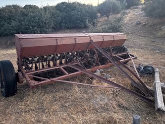 Harvester/ grain drill