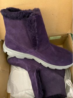 Skechers On-The-Go Purple Boots 8 1/2