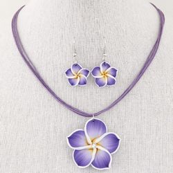 Fashion jewelry sweet petals necklace and earrings