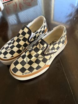 New Women’s Vans size 7