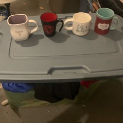 Coffee mugs 