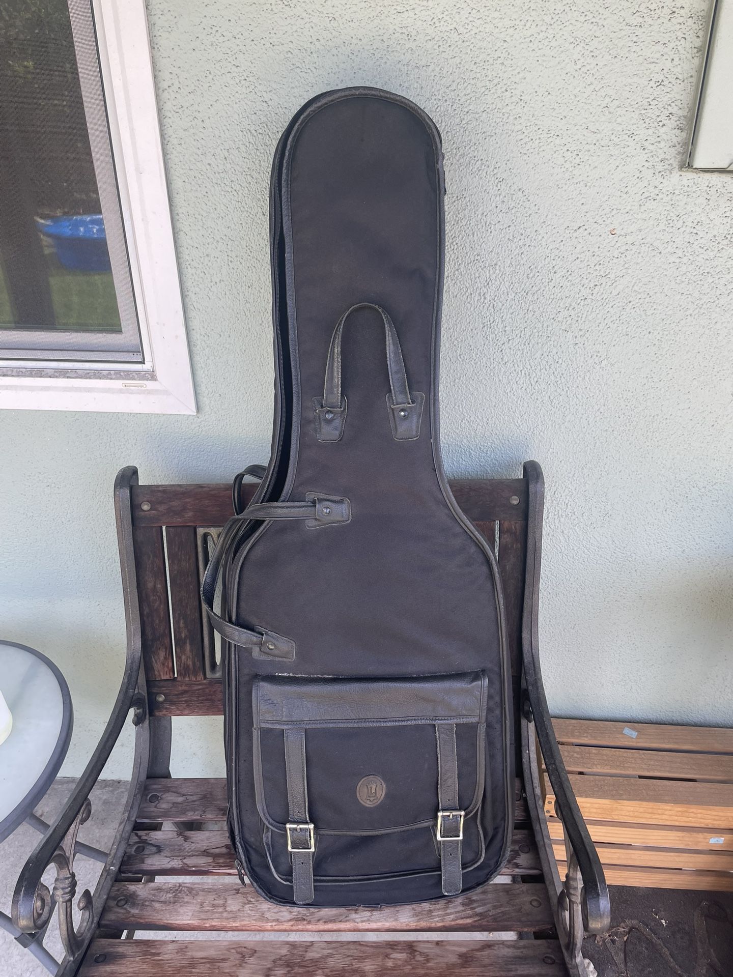 Levy’s Leather Double Electric Guitar Padded Gig Bag