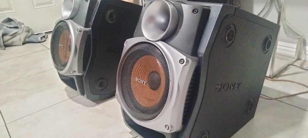 Sony speaker ZUX 9