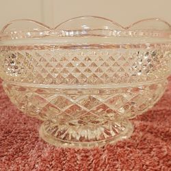 Anchor Hocking Wexford Footed Fruit Bowl