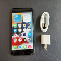 iPhone 7 Plus - UNLOCKED - Like New 