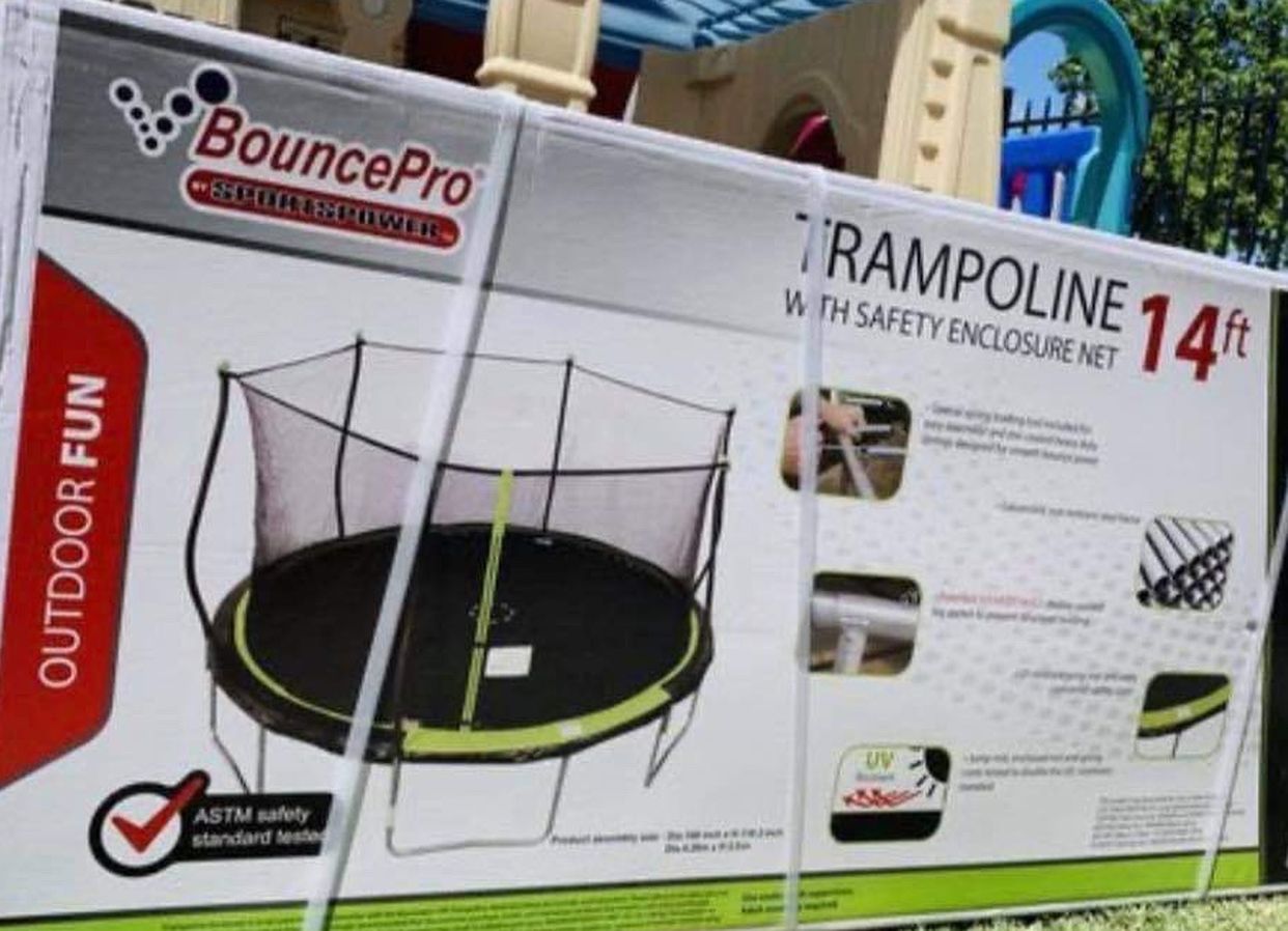 Brand New In A Box 🎁 Trampolines 14 FT For Family 🚊👨‍👩‍👧‍👦❤️