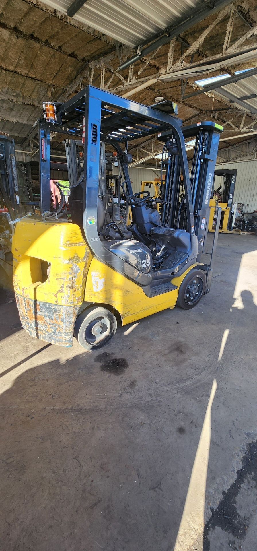 2019 Komatsu Forklift 
