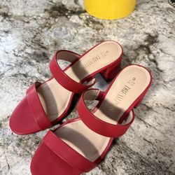 DREAM PAIRS Red Heeled Sandals - Size 6 like new check more pictures