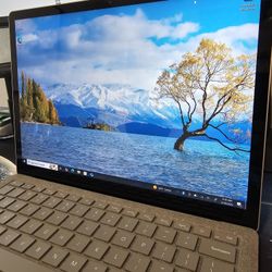 Microsoft Surface Laptop