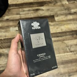 Creed Aventus 100 ML ( SEALED )