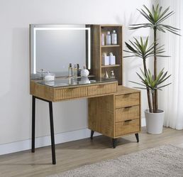 Vanity Mango finish, LED Light, New Especial price