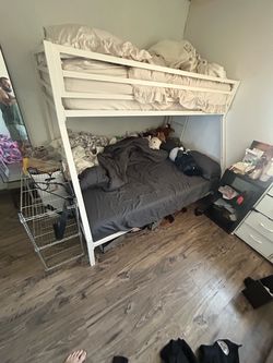Bunk bed