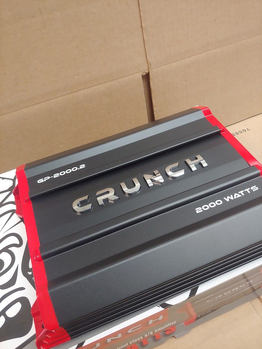 CRUNCH 2000 WATTS 2 CHANNEL BUILT-IN CROSSOVER CAR AMPLIFIER  ( BRAND NEW PRICE IS LOWEST INSTALL NOT AVAILABLE  )
