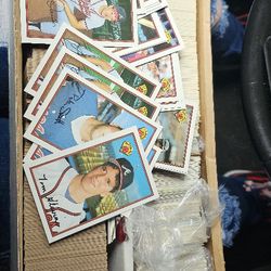 2 Box Full Of Baseball Cards  See Description 