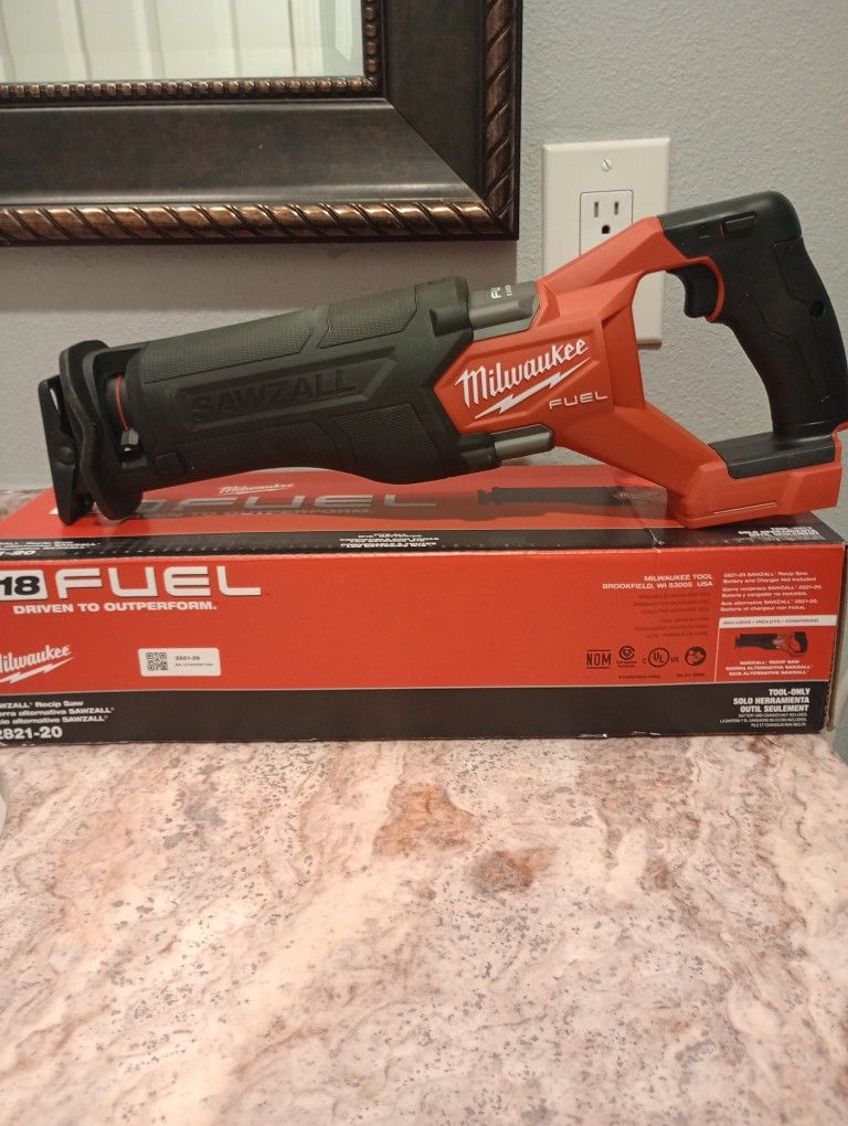 Soso Milwaukee M18 Fuel New Tool Only Firm Price