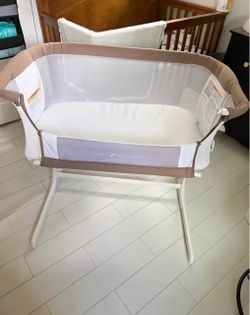 Baby Delight Bassinet with Stand