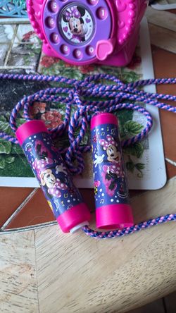 Minnie Mouse jump rope