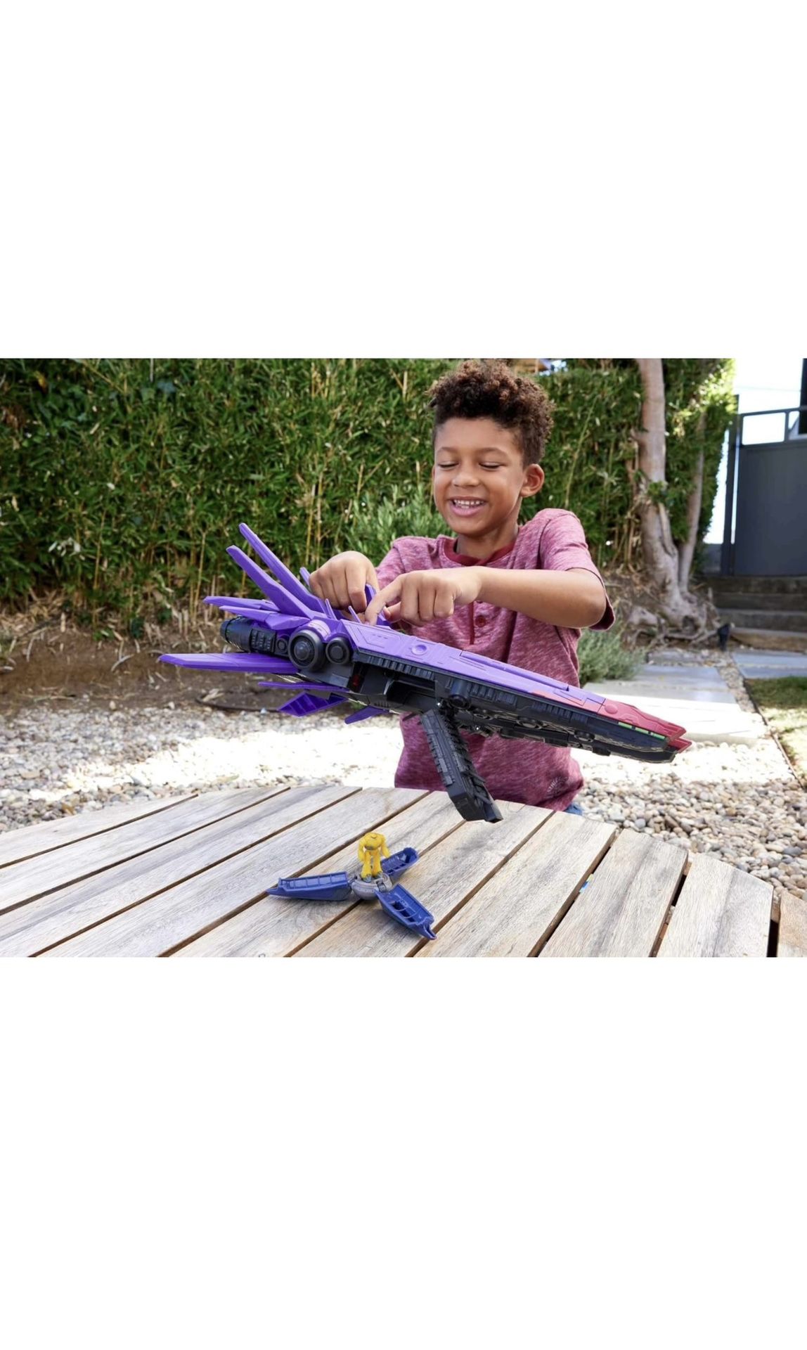 Mattel Disney and Pixar Lightyear Vehicle Toy, 20-in Zurg Mothership with Lights & Sounds, Zyclops Figure in Deployable Pod