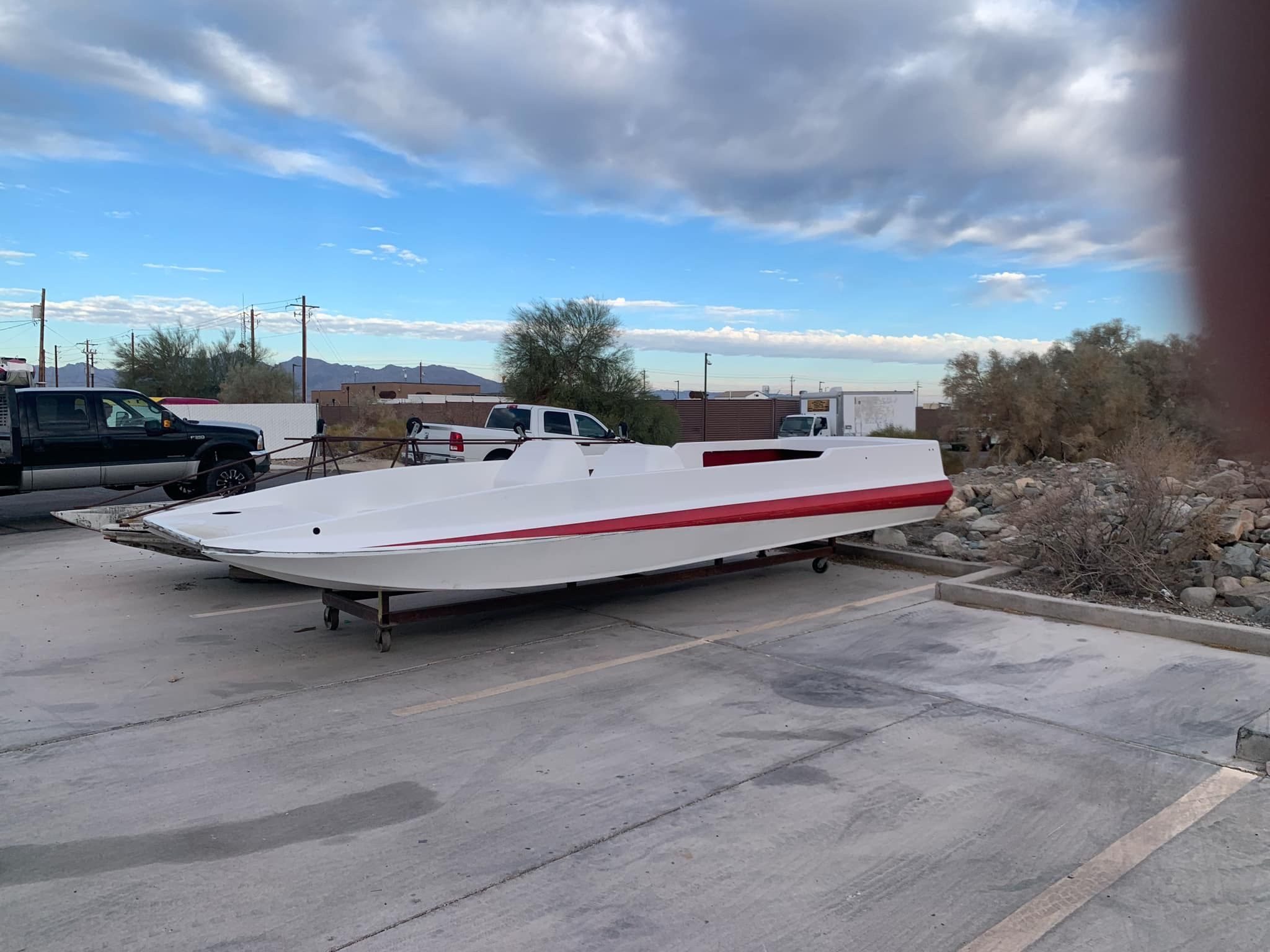 2025 Ultra / TPR Deck Boat