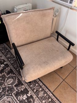 Lounge chair