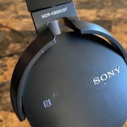 Sony wireless headphones