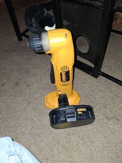 DeWalt 18V Right Angle Cordless Drill