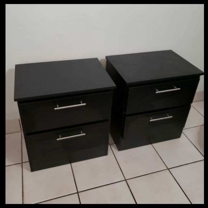 NEW TWO NIGHT STANDS 😊 ASSEMBLED