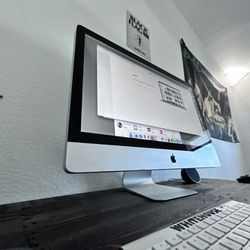 Apple iMac 27-inch 2.7GHz Quad-core i5 (Mid 2011) MC813LL/A 2 - great Condition