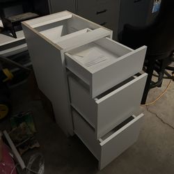 3 Drawer Base Cabinet 