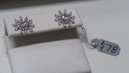 .925 sterling silver ...new.. With cz