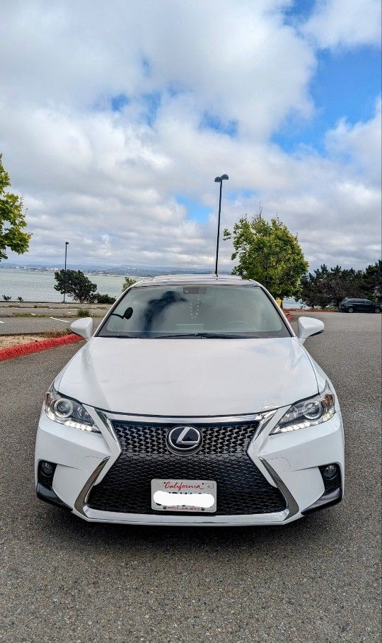2017 Lexus CT 200h