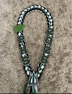 Graduation leis