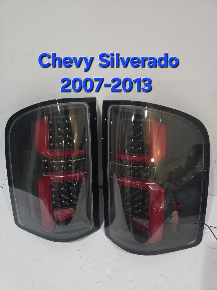 Chevy Silverado 2007-2013 Tail Lights