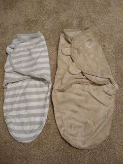 Two SwaddleMe - small/medium
