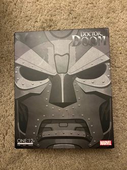 Mezco Doom