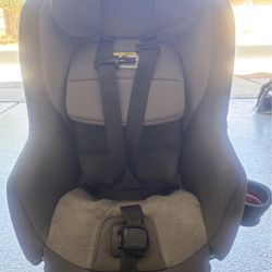 Nuna Rava Convertible Car Seat