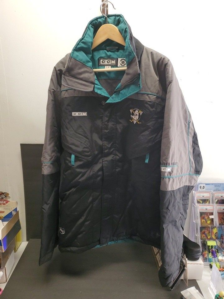Vintage CCM NHL Mighty Ducks Button/Zip Jacket Men's Sz Large NEW With Tags.