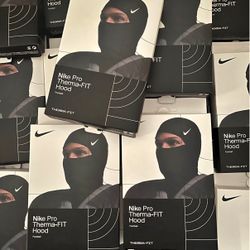 Nike Pro Ski Mask
