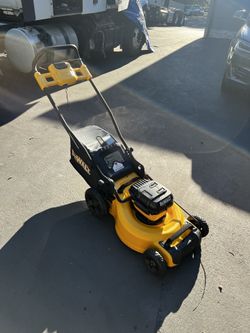 DeWalt Lawnmower