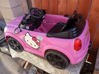 Hello Kitty power wheel ride on 12V kids toddler toy car