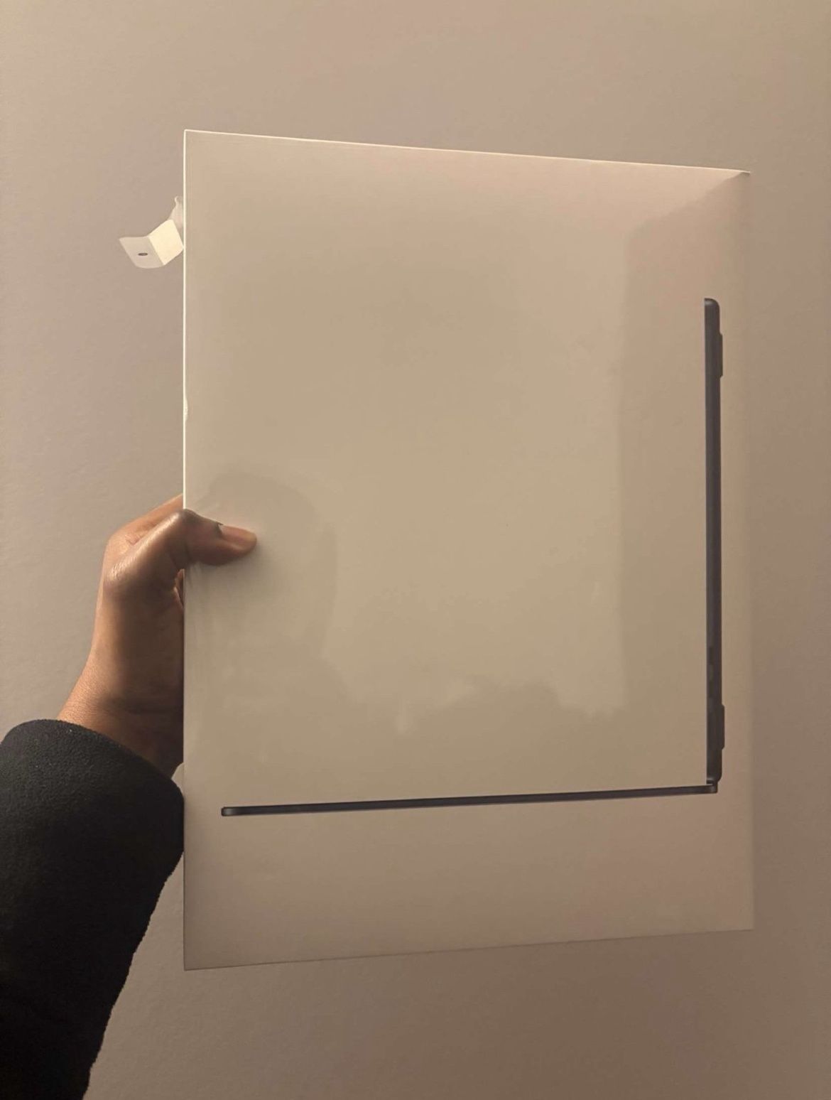 NEW!13 inch Mac-Book Air With Apple M2 Chip