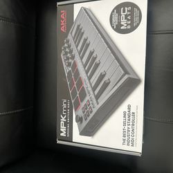 Akai MPK 25 MIDI 