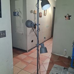 Grey lamp  use light bulbs.M8.6W typeB