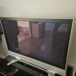Panasonic 42" 1080p TV