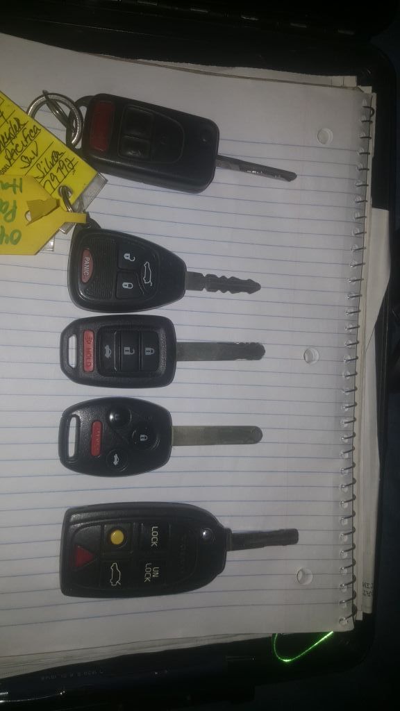 CAR KEYS AND KEY FOBS PROGRAMMING AVAILABLE