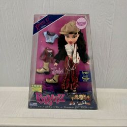 New/sealed 2002 Bratz Jade Xpress It Fashion Collection MGA Doll T.O.T.Y.