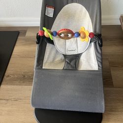 Baby Bjorn Bouncer With Toy Bar